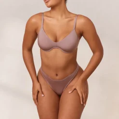 Lounge Underwear Strings | Bralettes | Barely There Plunge BH -