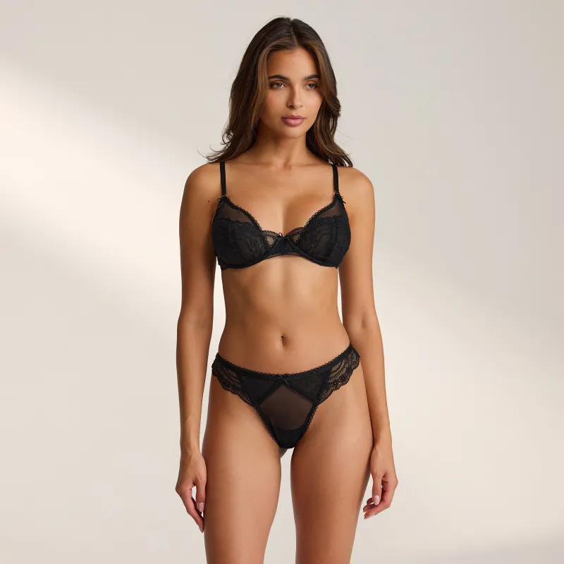 Lounge Underwear Balcony | Brazilians | Confess Balcony BH -