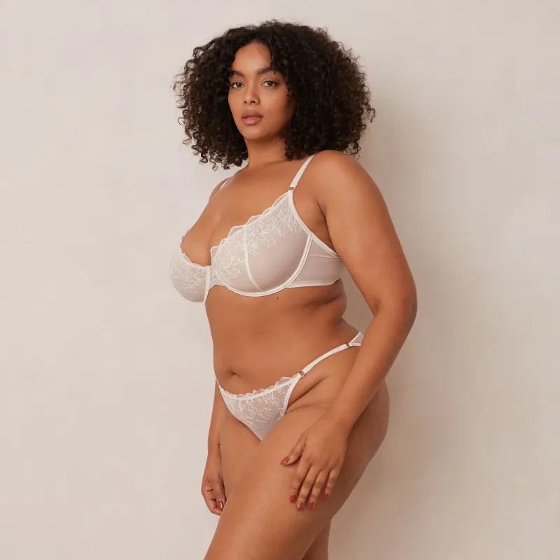 Lounge Underwear Höschen | Bhs | Illustration Balcony BH -
