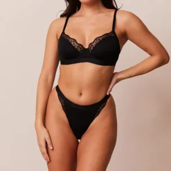 Lounge Underwear Balcony | Mit Bügel | Ribbed Balcony BH -