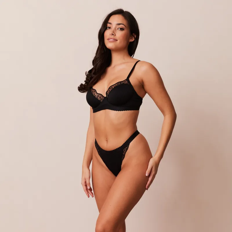 Lounge Underwear Balcony | Mit Bügel | Ribbed Balcony BH -